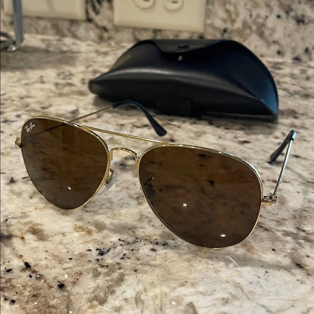 Ray-Ban Gold Frame Sunglasses with Brown Lenses - Picture 4 of 5